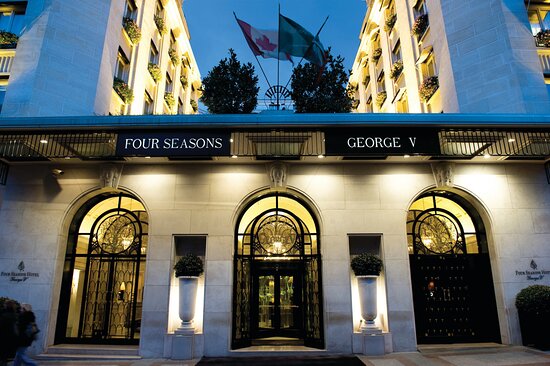 luxury hotels in paris, four seasons hotel george v paris 