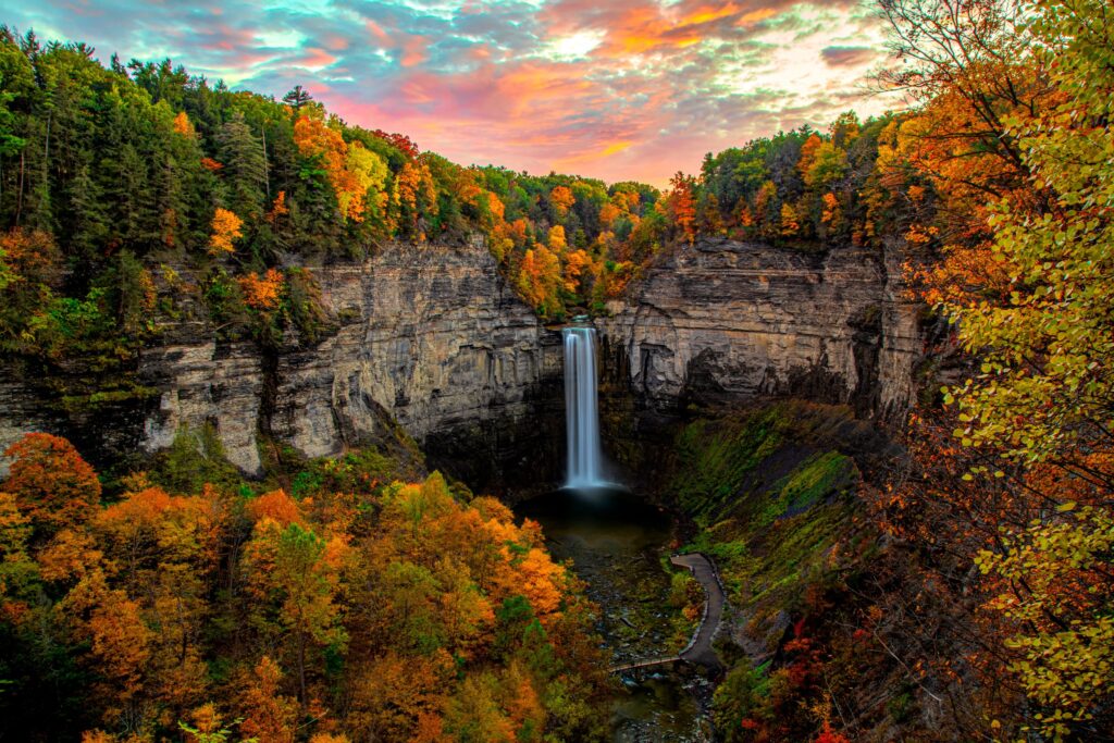 Best waterfalls in New York, Taughannock Falls